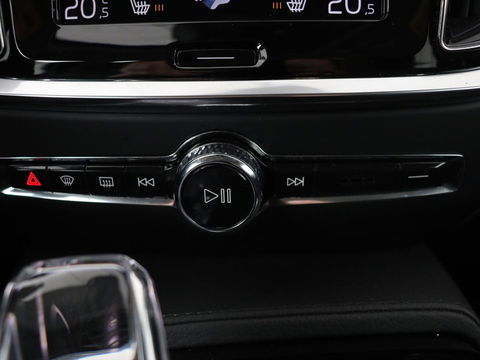 Volvo V60 2.0 T8 Recharge AWD Inscription | Leder | Stoelverwarming | Camera | Carplay | Memory | Adaptive cruise | Keyless | Full LED
