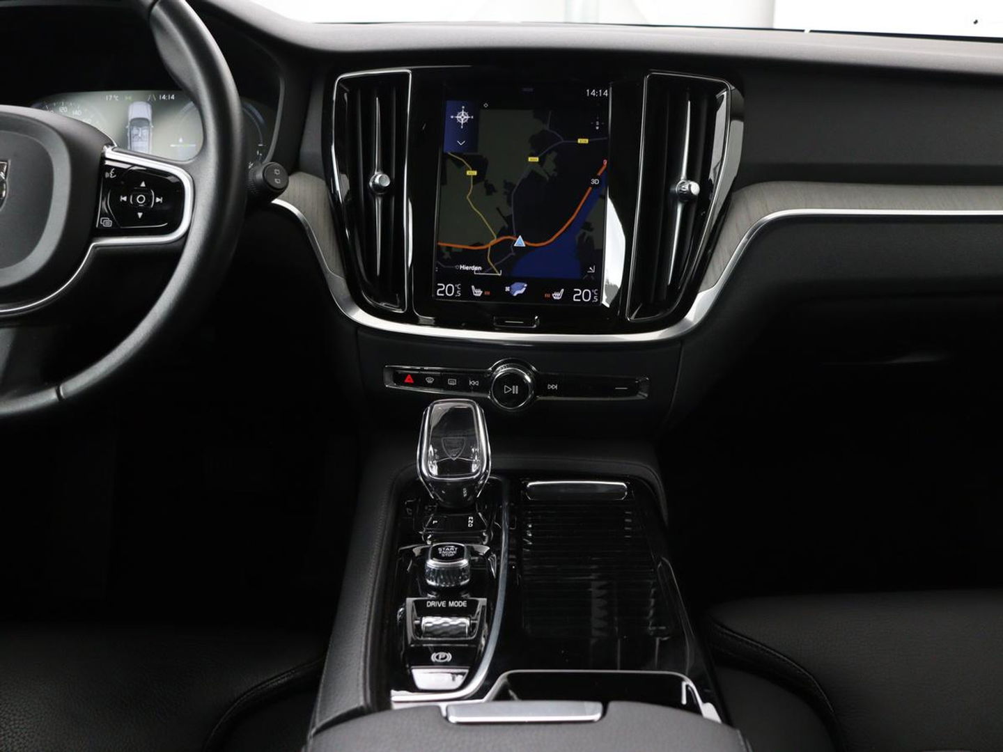 Volvo V60 2.0 T8 Recharge AWD Inscription | Leder | Stoelverwarming | Camera | Carplay | Memory | Adaptive cruise | Keyless | Full LED