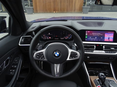 BMW 3-serie 330e 292PK / M-Individual / M340 Ed. / Head-up / Laser