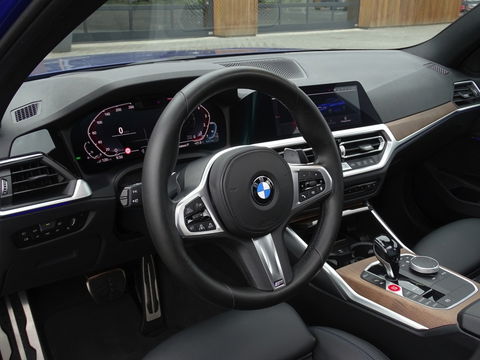 BMW 3-serie 330e 292PK / M-Individual / M340 Ed. / Head-up / Laser