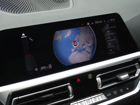 BMW 3-serie 330e 292PK / M-Individual / M340 Ed. / Head-up / Laser