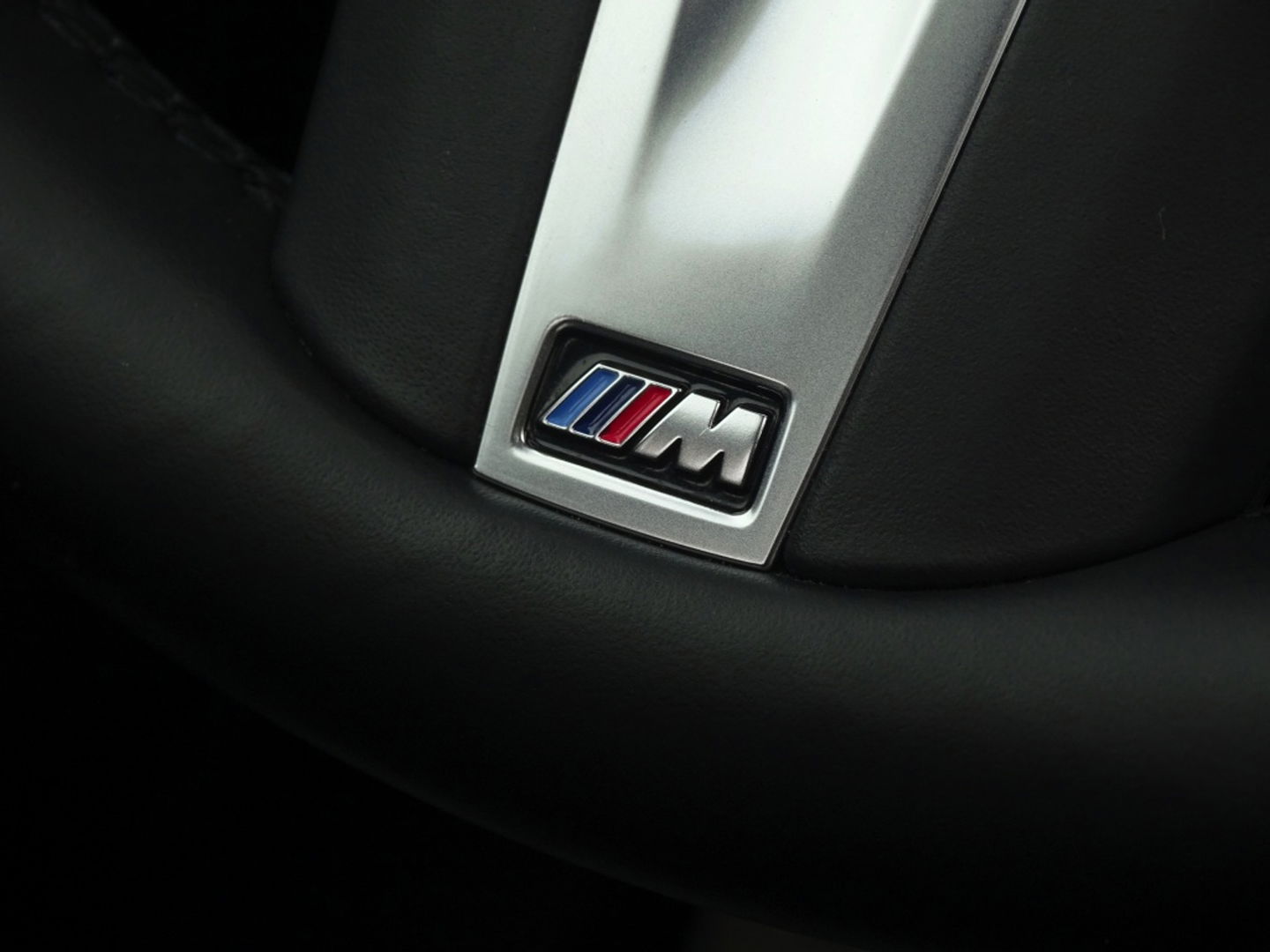 BMW 3-serie 330e 292PK / M-Individual / M340 Ed. / Head-up / Laser