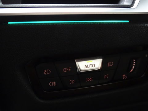 BMW 3-serie 330e 292PK / M-Individual / M340 Ed. / Head-up / Laser