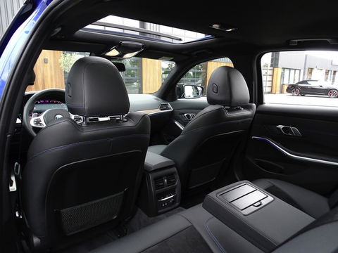 BMW 3-serie 330e 292PK / M-Individual / M340 Ed. / Head-up / Laser