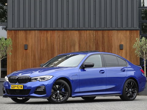 BMW 3-serie 330e 292PK / M-Individual / M340 Ed. / Head-up / Laser