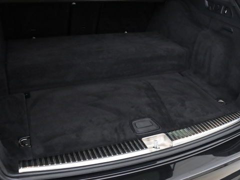 Mercedes-Benz E-Klasse 300de AMG Line | Adaptive cruise | Nappaleder | 360 Camera | Carplay | Stoelverwarming | Sfeerverlichting | Widescreen | Navigatie | Full LED