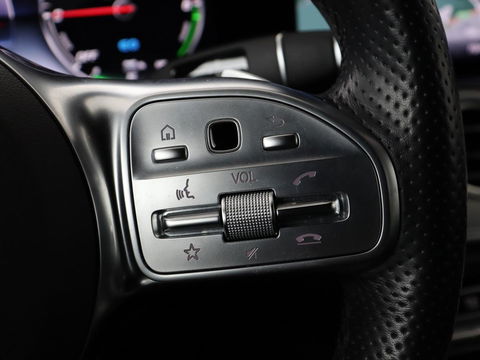 Mercedes-Benz E-Klasse 300de AMG Line | Adaptive cruise | Nappaleder | 360 Camera | Carplay | Stoelverwarming | Sfeerverlichting | Widescreen | Navigatie | Full LED