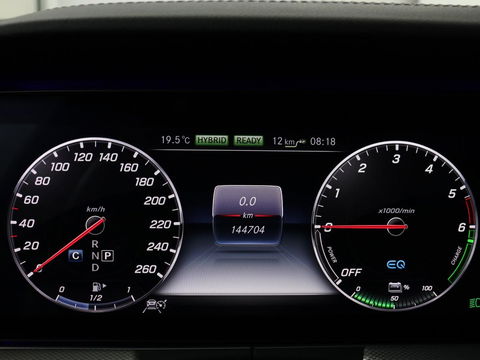 Mercedes-Benz E-Klasse 300de AMG Line | Adaptive cruise | Nappaleder | 360 Camera | Carplay | Stoelverwarming | Sfeerverlichting | Widescreen | Navigatie | Full LED