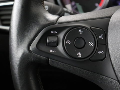 Opel Astra 1.4 Turbo Innovation | 150pk | Camera | Matrix LED | Comfortstoelen | Carplay | Navigatie | Keyless | Half leder | Climate control | Park Assist | Cruise control