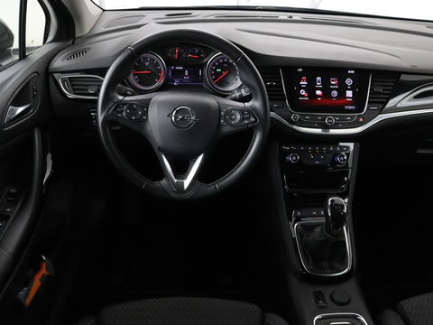 Opel Astra 1.4 Turbo Innovation | 150pk | Camera | Matrix LED | Comfortstoelen | Carplay | Navigatie | Keyless | Half leder | Climate control | Park Assist | Cruise control