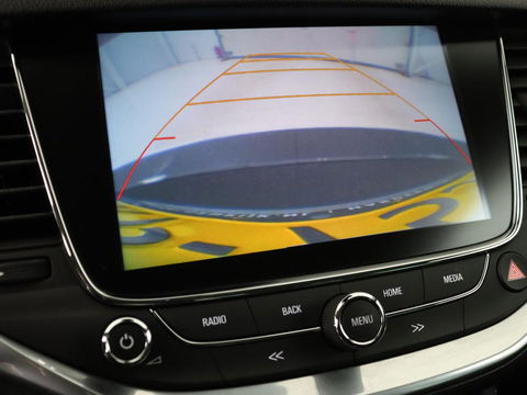 Opel Astra 1.4 Turbo Innovation | 150pk | Camera | Matrix LED | Comfortstoelen | Carplay | Navigatie | Keyless | Half leder | Climate control | Park Assist | Cruise control