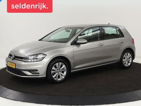 Volkswagen Golf 1.0 TSI Trendline | Carplay | Climate control | Navigatie | Parkeerhulp | Trekhaak | Cruise control | DAB | Bluetooth | Regen/-lichtsensor