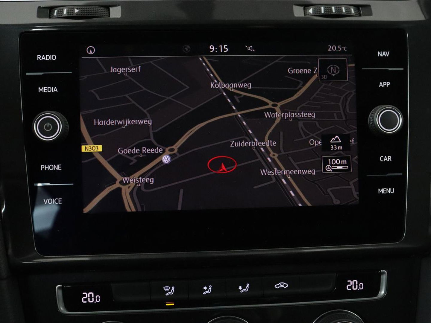 Volkswagen Golf 1.0 TSI Trendline | Carplay | Climate control | Navigatie | Parkeerhulp | Trekhaak | Cruise control | DAB | Bluetooth | Regen/-lichtsensor