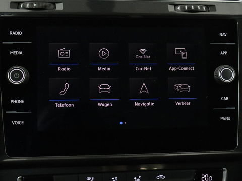 Volkswagen Golf 1.0 TSI Trendline | Carplay | Climate control | Navigatie | Parkeerhulp | Trekhaak | Cruise control | DAB | Bluetooth | Regen/-lichtsensor