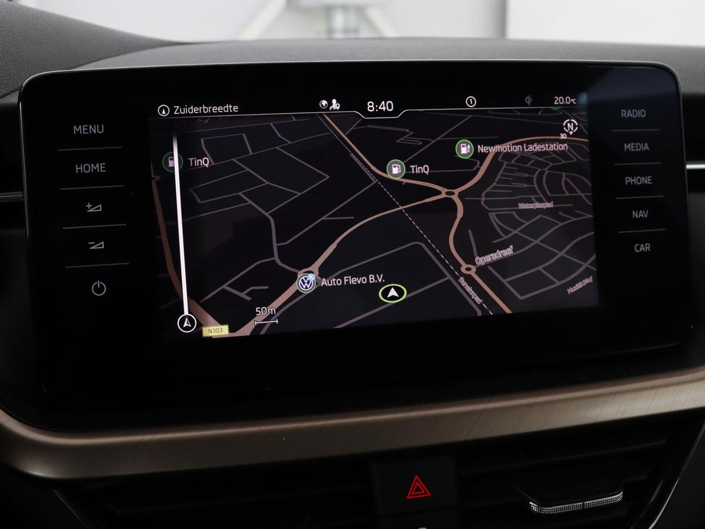 Škoda Kamiq 1.0 TSI Business Edition | Automaat | Stoelverwarming | Trekhaak | Carplay | Navigatie | Virtual Cockpit | Parkeerhulp | Climate control