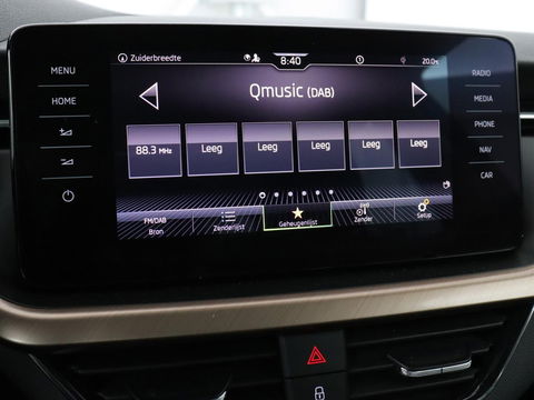 Škoda Kamiq 1.0 TSI Business Edition | Automaat | Stoelverwarming | Trekhaak | Carplay | Navigatie | Virtual Cockpit | Parkeerhulp | Climate control