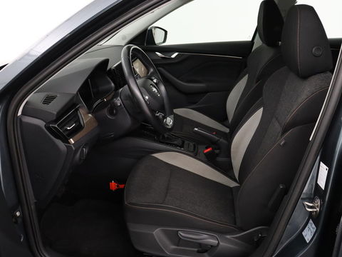 Škoda Kamiq 1.0 TSI Business Edition | Automaat | Stoelverwarming | Trekhaak | Carplay | Navigatie | Virtual Cockpit | Parkeerhulp | Climate control