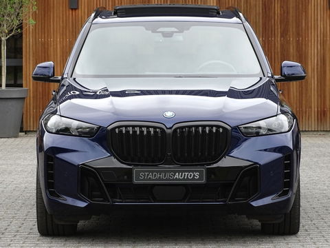 BMW X5 X5 50e X-drive 490PK / M- Individual / B&W / Carbon / 2024