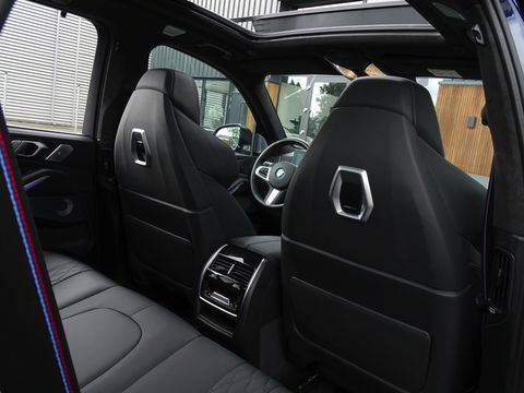 BMW X5 X5 50e X-drive 490PK / M- Individual / B&W / Carbon / 2024