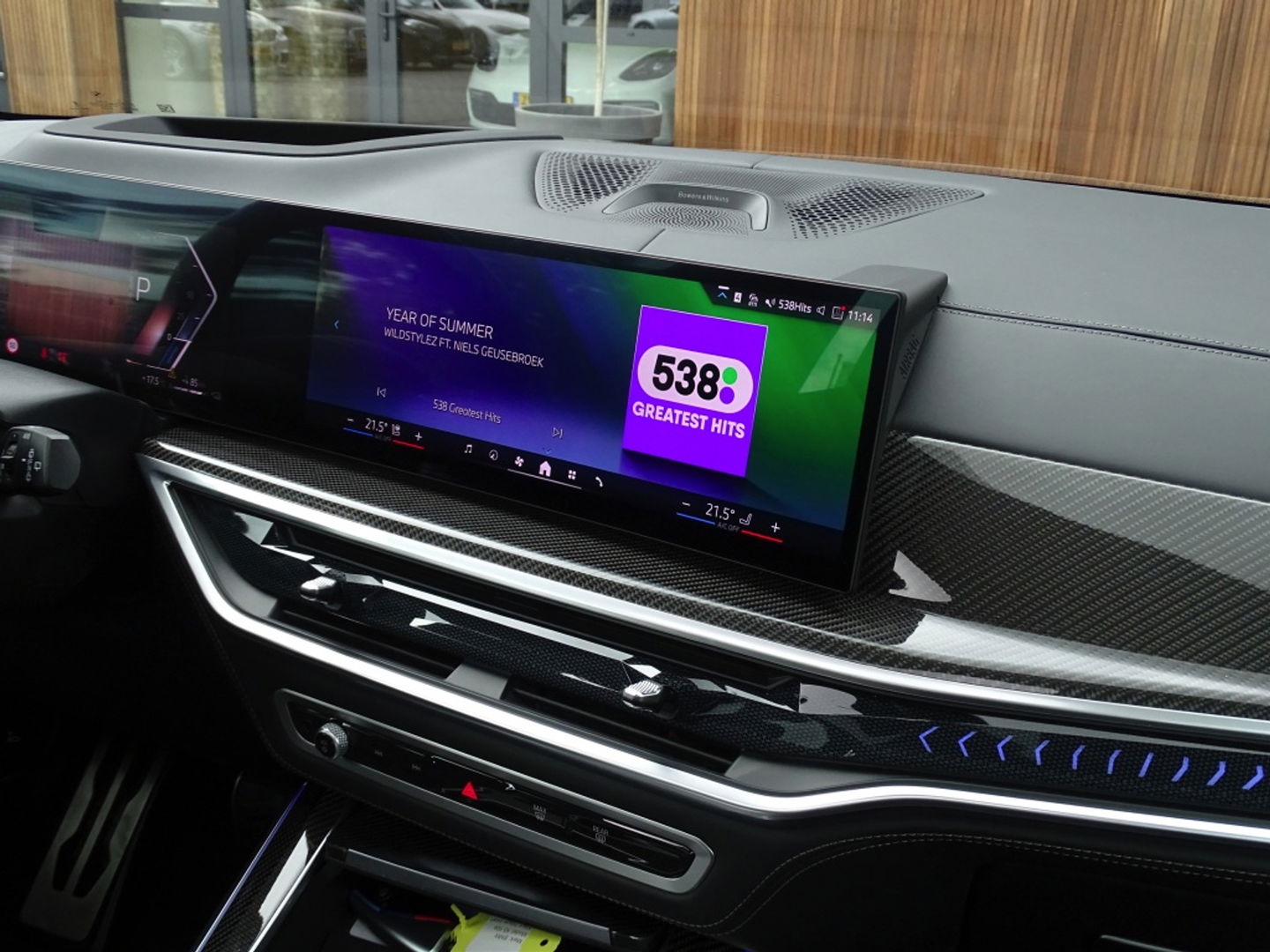 BMW X5 X5 50e X-drive 490PK / M- Individual / B&W / Carbon / 2024