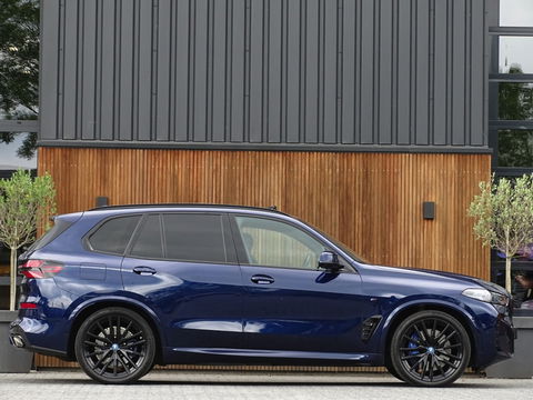 BMW X5 X5 50e X-drive 490PK / M- Individual / B&W / Carbon / 2024