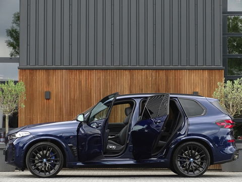 BMW X5 X5 50e X-drive 490PK / M- Individual / B&W / Carbon / 2024