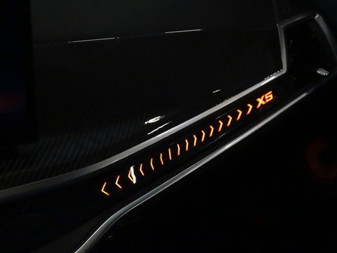BMW X5 X5 50e X-drive 490PK / M- Individual / B&W / Carbon / 2024