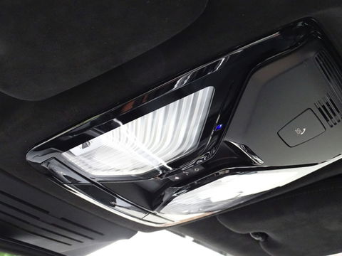 BMW X5 X5 50e X-drive 490PK / M- Individual / B&W / Carbon / 2024
