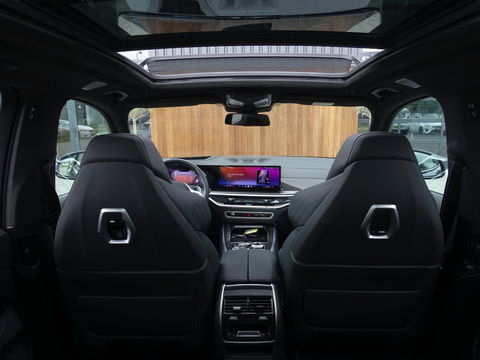 BMW X5 X5 50e X-drive 490PK / M- Individual / B&W / Carbon / 2024