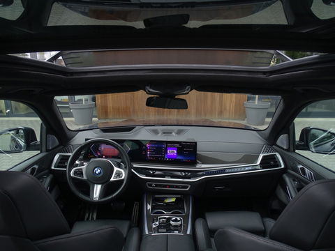 BMW X5 X5 50e X-drive 490PK / M- Individual / B&W / Carbon / 2024