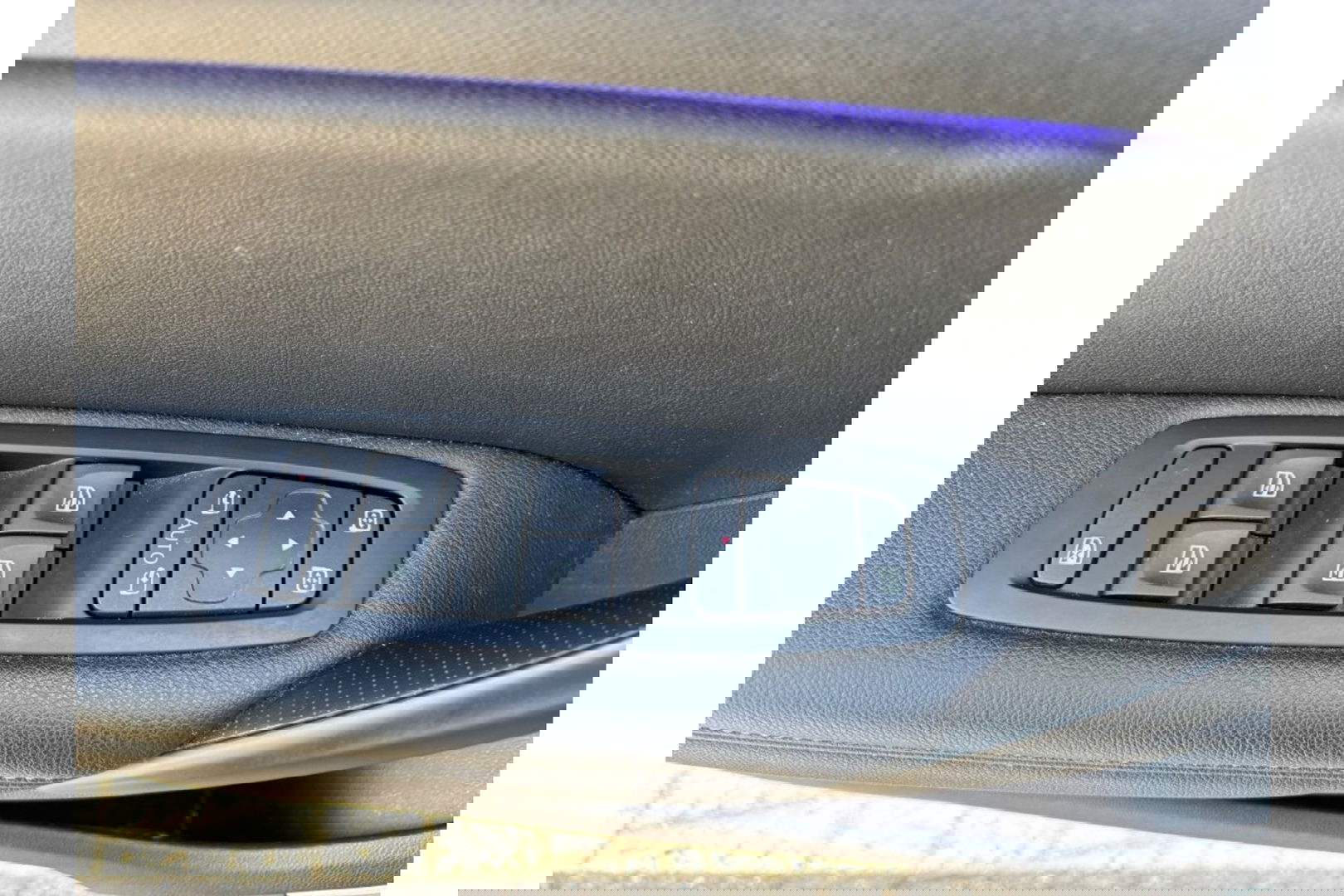 Renault Mégane 1.2 TCE BOSE NAVI AIRCO/ECC PDC