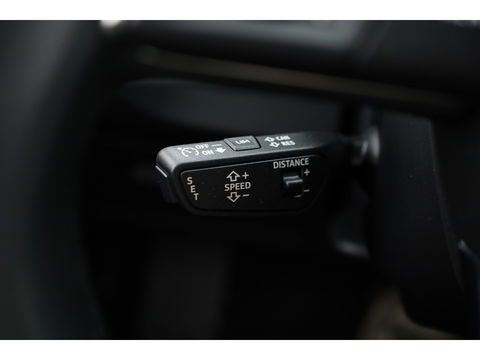 Audi Q3 45 TFSI e S-Line | Navi | Adapt. Cruise | Elek. Trekhaak | Keyless | Apple CarPlay | Dodehoek