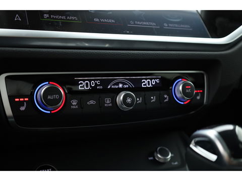 Audi Q3 45 TFSI e S-Line | Navi | Adapt. Cruise | Elek. Trekhaak | Keyless | Apple CarPlay | Dodehoek
