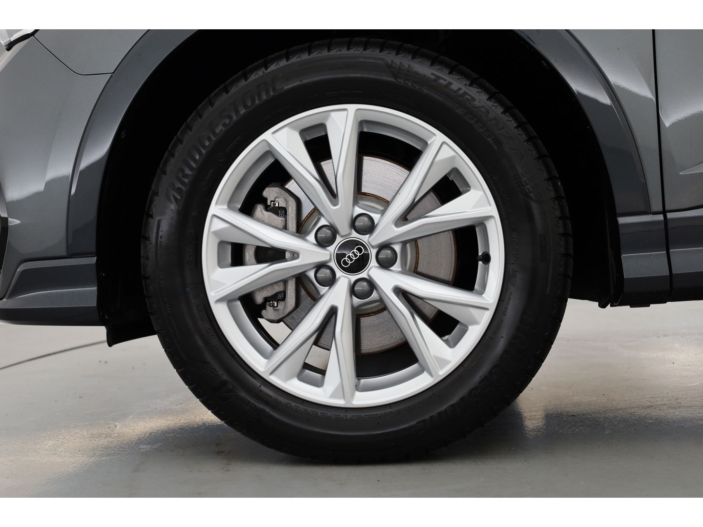 Audi Q3 45 TFSI e S-Line | Navi | Adapt. Cruise | Elek. Trekhaak | Keyless | Apple CarPlay | Dodehoek