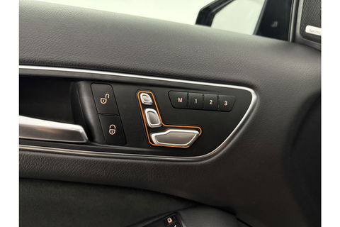 Mercedes-Benz GLA 200 157PK Pano LED 360Camera Memory Carplay Clima Cruise Navi PDC 20''LMV