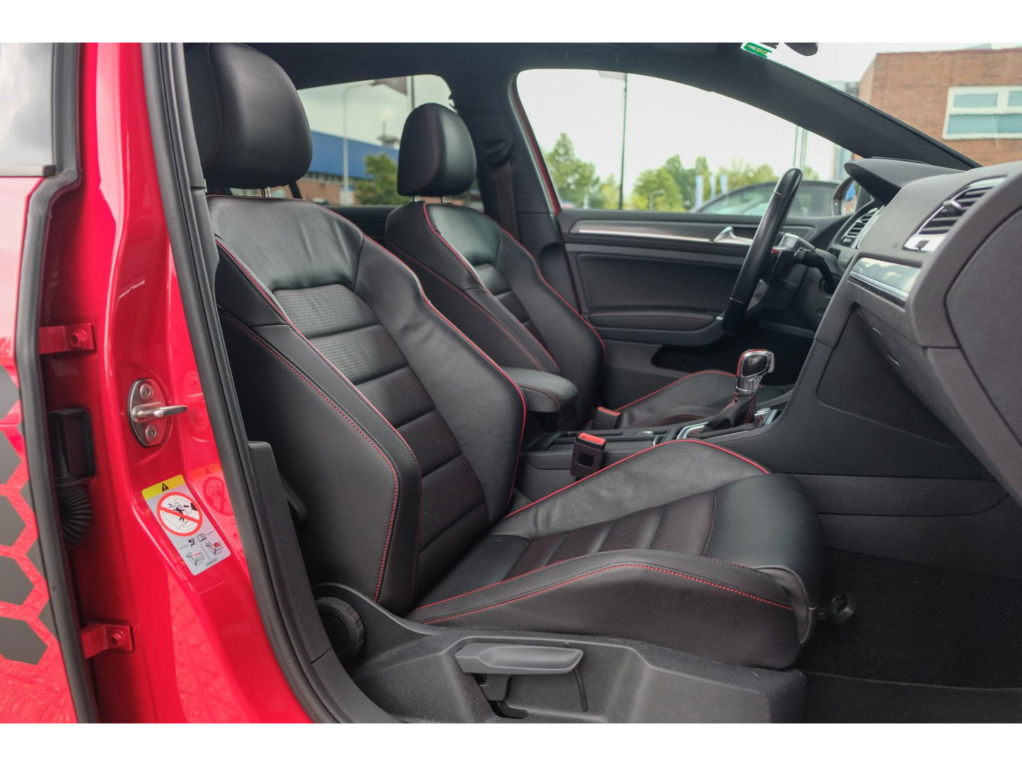 Volkswagen Golf 2.0 TSI GTI TCR 290pk Panoramadak STAGE 3 475PK Dynaudio Volleder Performance pack DCC 19" LMV