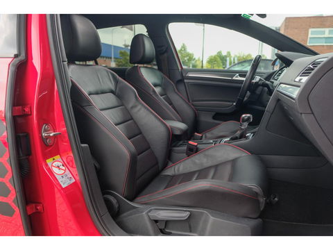 Volkswagen Golf 2.0 TSI GTI TCR 290pk Panoramadak STAGE 3 475PK Dynaudio Volleder Performance pack DCC 19" LMV