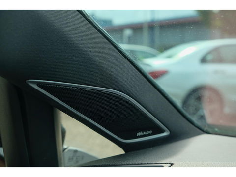 Volkswagen Golf 2.0 TSI GTI TCR 290pk Panoramadak STAGE 3 475PK Dynaudio Volleder Performance pack DCC 19" LMV