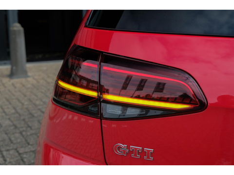 Volkswagen Golf 2.0 TSI GTI TCR 290pk Panoramadak STAGE 3 475PK Dynaudio Volleder Performance pack DCC 19" LMV