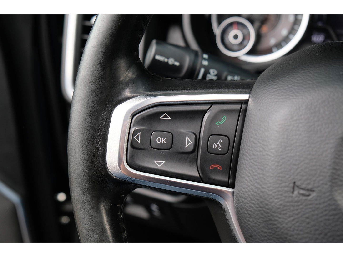 Dodge Ram 1500 5.7 V8 401pk 4x4 Crew Cab Laramie Night edition Panoramadak Bomvol! Stoelventilatie Trekhaak