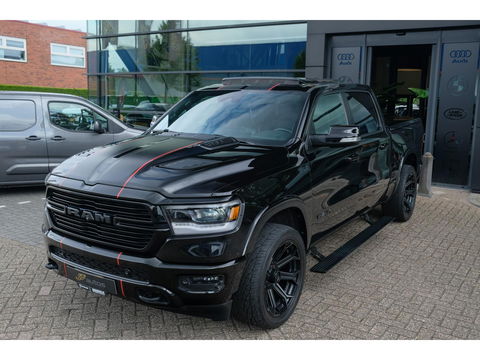 Dodge Ram 1500 5.7 V8 401pk 4x4 Crew Cab Laramie Night edition Panoramadak Bomvol! Stoelventilatie Trekhaak