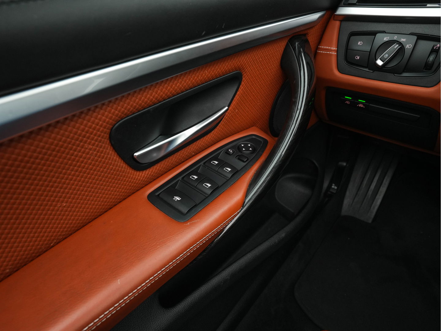 BMW 4 Serie Cabrio 435d xDrive M-SportPack Centennial High-Executive Aut. *LUXURY-LEATHER | FULL-LED | ADAPTIVE-CRUISE | MEMORY-PACK | AIRSCARF | BLINDSPOT | HIFI-SOUND | KEYLESS | DAB+ | HEATED-SPORTSEATS | CAMERA | HEAD-UP | NAVI-FULLMAP | 19''ALU*