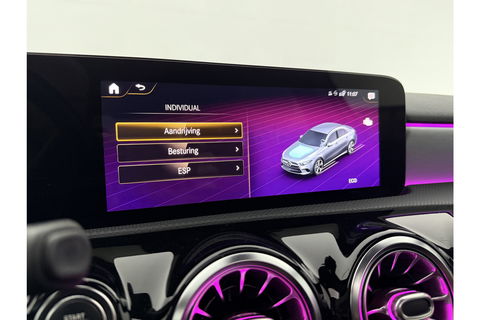 Mercedes-Benz A-Klasse 250 e AMG 235PK Pano Sfeer Trekhaak Virtual LED Camera Carplay Memory Clima Cruise Navi PDC 18"LMV
