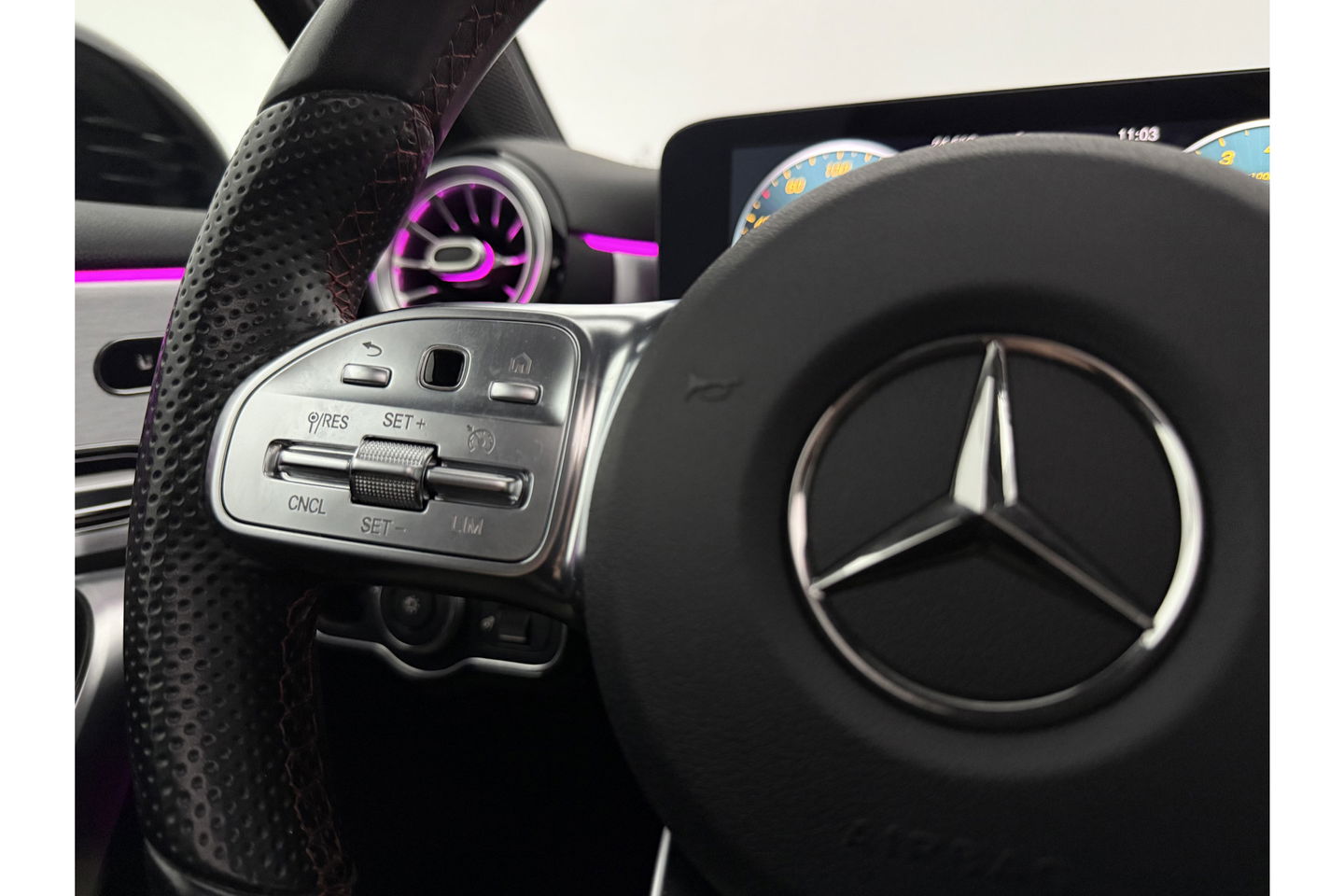 Mercedes-Benz A-Klasse 250 e AMG 235PK Pano Sfeer Trekhaak Virtual LED Camera Carplay Memory Clima Cruise Navi PDC 18"LMV