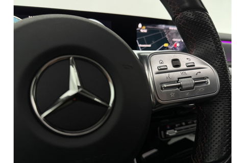 Mercedes-Benz A-Klasse 250 e AMG 235PK Pano Sfeer Trekhaak Virtual LED Camera Carplay Memory Clima Cruise Navi PDC 18"LMV