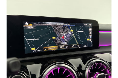 Mercedes-Benz A-Klasse 250 e AMG 235PK Pano Sfeer Trekhaak Virtual LED Camera Carplay Memory Clima Cruise Navi PDC 18"LMV
