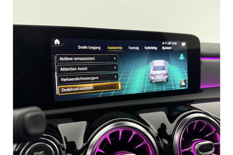Mercedes-Benz A-Klasse 250 e AMG 235PK Pano Sfeer Trekhaak Virtual LED Camera Carplay Memory Clima Cruise Navi PDC 18"LMV