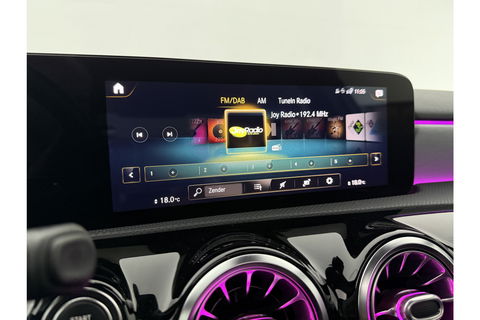 Mercedes-Benz A-Klasse 250 e AMG 235PK Pano Sfeer Trekhaak Virtual LED Camera Carplay Memory Clima Cruise Navi PDC 18"LMV