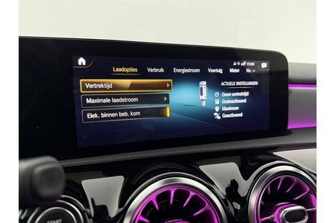 Mercedes-Benz A-Klasse 250 e AMG 235PK Pano Sfeer Trekhaak Virtual LED Camera Carplay Memory Clima Cruise Navi PDC 18"LMV