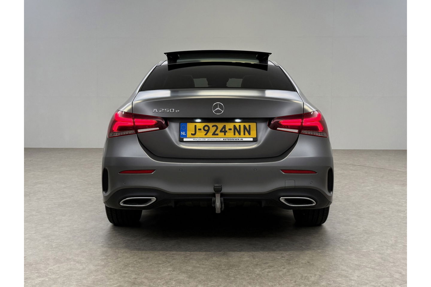 Mercedes-Benz A-Klasse 250 e AMG 235PK Pano Sfeer Trekhaak Virtual LED Camera Carplay Memory Clima Cruise Navi PDC 18"LMV
